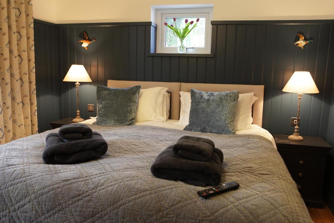 Cwmbach Lodge Luxury B&B 글라스버리 외부 사진