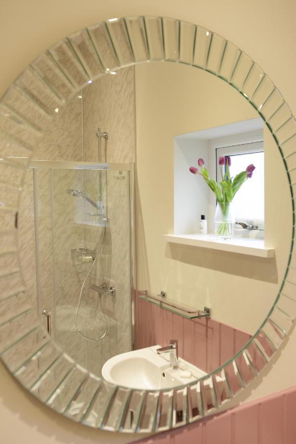 Cwmbach Lodge Luxury B&B 글라스버리 외부 사진